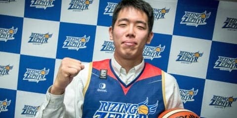特別指定制度でライジング入り、高校生センター井上宗一郎「気持ちでは負けない」