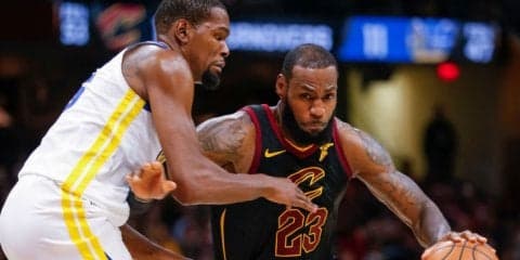 レブロン・ジェームズのウォリアーズ移籍の報道に困惑するケビン・デュラント
