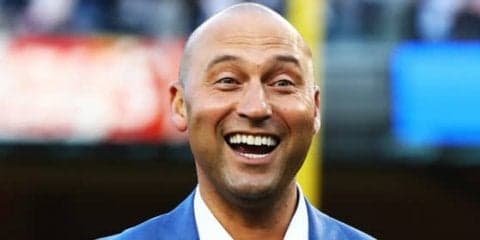 【MLB】マーリンズ、試合中の余興も終了!?　NY紙「ジーターが神話上の生き物を解雇」