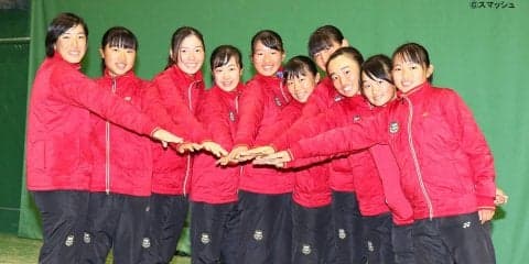 女子のインターハイ優勝校の四日市商業が全国選抜でも頂点を狙う【第40回全国選抜高校テニス大会】