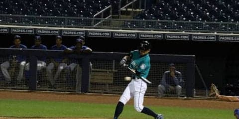 【MLB】イチロー、マイナー戦で実戦復帰＆第1打席で快音！　軽快走塁で不安払拭