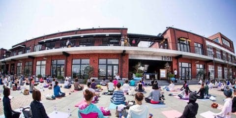 潮風感じる外ヨガ・キッズヨガ＆いろんなワークショップが楽しめる「MARINE YOGA Spring 2018」が横浜で開催