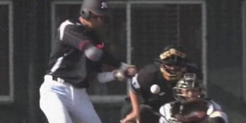 ロッテ・ドラ2藤岡裕がプロ初本塁打！　13試合目の左翼ソロで貴重な追加点