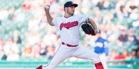 【MLB】「見るには保護者の許可必要」!?　インディアンス右腕のカーブが強烈すぎる