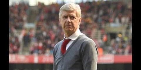 アーセナルの宿泊先から酒を撤去。ベンゲルが英国式サッカーを変えた