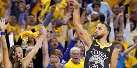 約90日ぶり復帰、ベンチスタートで28得点のステフィン・カリー「最高だった」