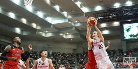 ファジーカス帰化の恩恵を受けた川崎、インサイドで上回り千葉の地区優勝を阻止