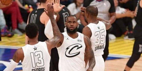 レブロン・ジェームズとポール・ジョージ、NBAの勢力図を塗り替える相談？