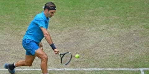 フェデラーが手こずりながらもストレートで準決勝進出[男子テニスATPワールドツアー500 ハレ]