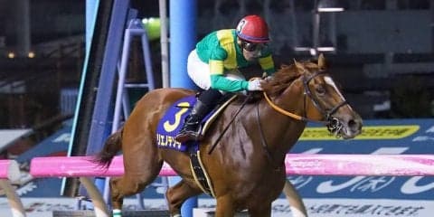 【川崎11R/スパーキングレディーC】リエノテソーロがダートで復活！早め先頭から押し切る
