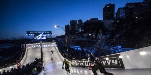 氷上で一番熱いバトル!? レッドブルが日本で新スポーツを展開