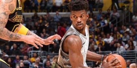 ジミー・バトラーのトレードを決断するも、難しい選択を迫られるウルブズ