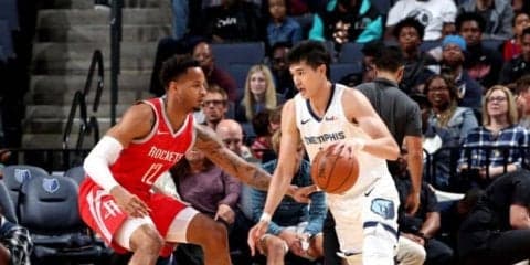 プレシーズン最終戦、グリズリーズ渡邊雄太は3試合連続となる得点を決めアピール