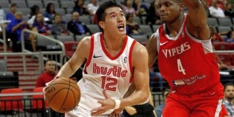 渡邊雄太がGリーグでの2試合目に出場、守備では計算できるもシュートに課題を残す