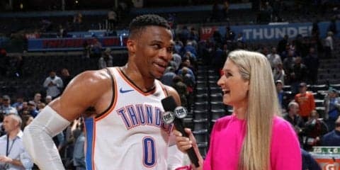 トリプル・ダブル歴代回数3位に並んだウェストブルック「神様に感謝しないと」