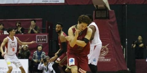 辻直人が復活！ 3ポイントシュート攻勢で圧倒した川崎が中地区上位対決を制す