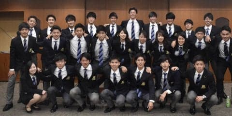 【サッカー部】　スタートミーティングが行われ、本格的に新体制始動