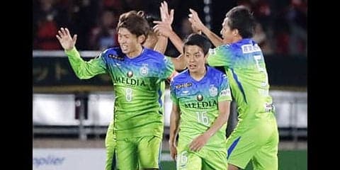 同じシステムも持ち味は大違い。予測力の湘南が支配力の札幌を下す