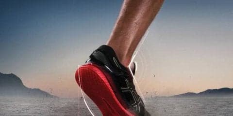 アシックス、より少ない力で長く走れるランニングシューズ「METARIDE」発売