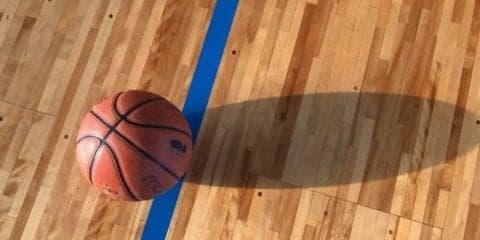 震災、屈辱を乗り越えB1昇格へ　B2熊本の熾烈なプレーオフ争い