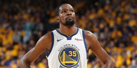 ケビン・デュラントとの再契約に全力を尽くすウォリアーズ、説得役にカリーを派遣