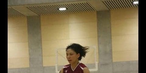 ミスが相次ぐも終盤に引き離し４連勝