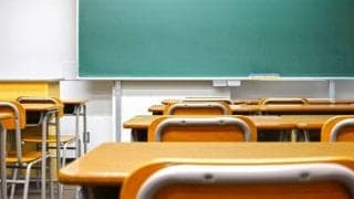 試験や先生の話に全く集中できない少年　その将来は・・・