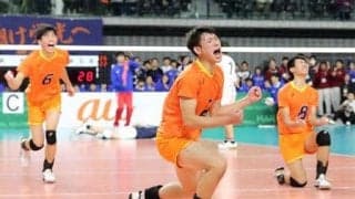 埼玉栄、Ｕ－１９代表・砂川が両脚つったけど死闘に勝った／春高バレー