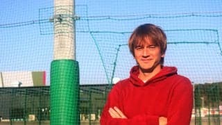 自ら足を運ぶ。カレン・ロバートが木更津で示すサッカークラブの存在意義