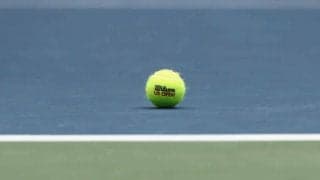 フリースタイルテニスのパイオニアによる、家で練習できる一味違ったリフティング