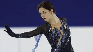 メドベ、リモートで“クリケ組大集合”　レンズ覗き込む笑顔に反響「美しすぎる」