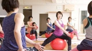 閉じこもりがちな今こそ、家の中でできる体力気力づくりを！