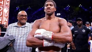 ヘビー級世界戦、異例の円形闘技場での開催浮上　「観客を入れる可能性も」
