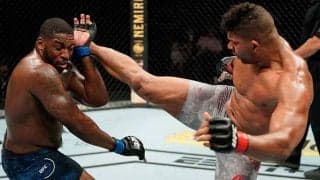UFCで生まれた感動シーン　継娘失った相手と“友情のハグ”に反響「泣いてしまう」