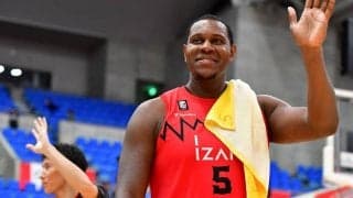 “ゴール下の番人”アイザック・バッツが越谷アルファーズに加入「驕らず頑張りたい」