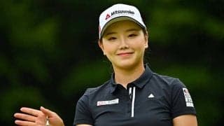 セキ・ユウティン、オシャレ私服の“デート風ショット”に反響「一緒に街を歩きたい」