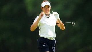 原英莉花、オシャレは足元から　ヒョウ柄スカート＆靴下姿披露「足の裏まで可愛いよー」