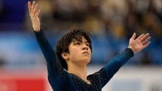 宇野昌磨、愛犬片手のオシャレブランドTシャツ姿に反響「安定の可愛さ」「お宝写真」