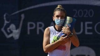 珍しいテニスウェアにも注目。ハレプが快勝で21個目のタイトルを獲得