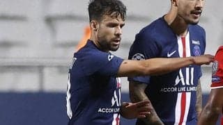 ベルナトに長期離脱の可能性…メス戦で左ヒザを負傷…