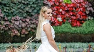 マタニティフォトで話題になった美人元テニス選手、ちょっとセクシーな写真をシェア