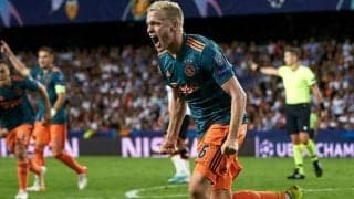 オランダの逸材ファン・デ・ベークがアヤックス時代に突き刺した鋭いボレーシュート【インクレディブル・ゴールズ】