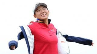 【名珍場面2020】渋野日向子、全英前日“カメラ目線の笑顔”に大会公式が脚光「変わらぬシンデレラ」