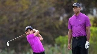 ウッズ11歳愛息、圧巻の親子大会デビューに米熱狂　タイガーも“自賛”「完璧だった」