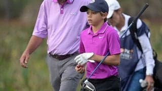 ウッズ11歳愛息を練習場で称賛　メジャー8勝の85歳レジェンド「良いぞ。素晴らしい」