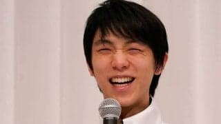 【名珍場面2020】羽生結弦がクールな探偵風に…バンケットの1枚に海外喝采「ホームズみたい」