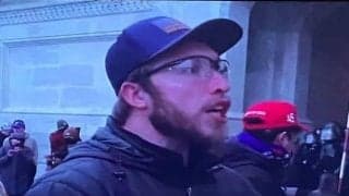 セルヒオ・ラモスのそっくりさん！？アメリカでの暴動参加者が話題に...