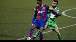 バルサの18歳MFがトップチームデビューに歓喜「帰ったら眠れなかった...」