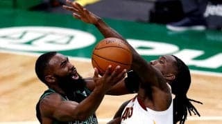 セルティックスが連敗を3でストップ、ジェイレン・ブラウンが20分未満で脅威の33得点