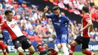 大型FWらしからぬ華麗なステップ！ジルーがセインツディフェンスを翻弄【スーパーゴール図鑑/チェルシー編】